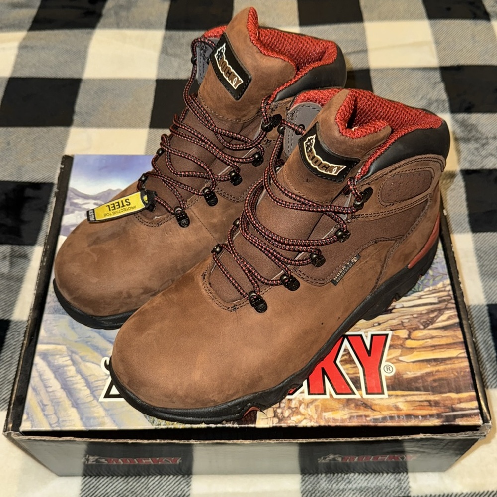 NIB New Size 11W Men’s Brown Steel Toed Bigfoot Rocky Work Boots